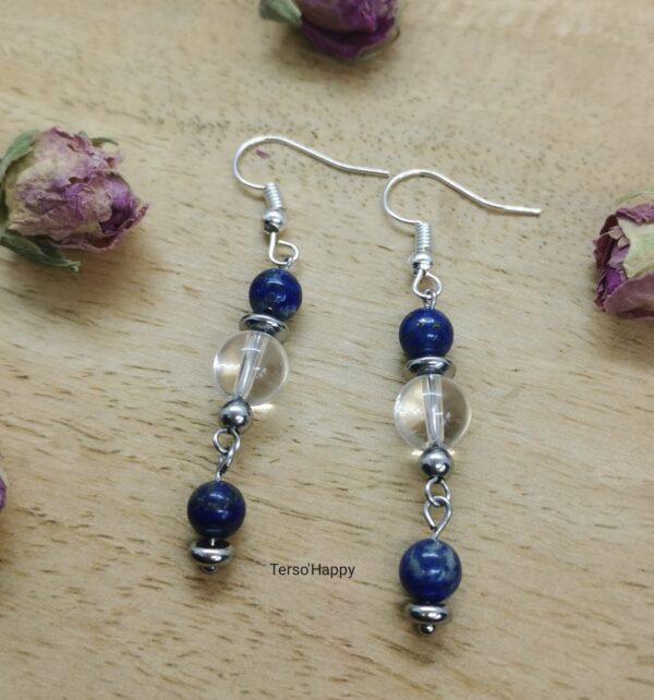 Boucles d'oreilles en pierres naturelles de Lapis-lazuli et de Cristal de roche. Perles et tiges en acier inoxydable.