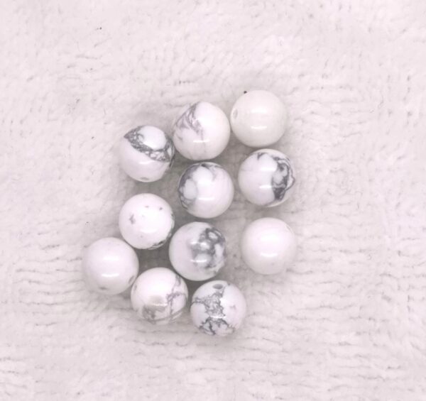 Perles naturelles howlite